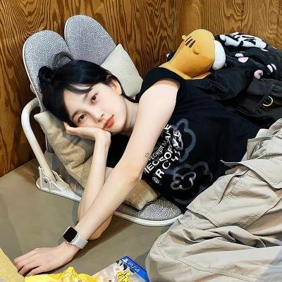 少年手指虎